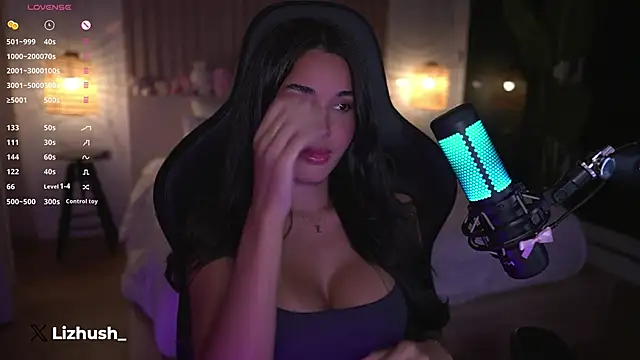 Lizhush  online show from February 18, 4:37 pm