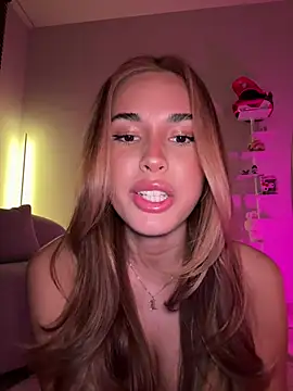 Lizhush  online show from July 12, 3:36 pm