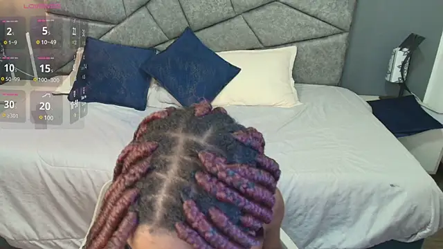 Snapshot of Raquel_jones chatting on February 25, 1:20 am Raquel jones online show from February 25, 1:20 am