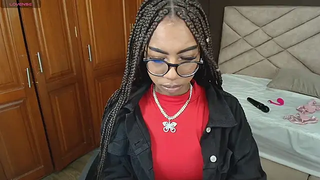 Snapshot of Raquel_jones chatting on September 16, 12:06 pm Raquel jones online show from September 16, 12:06 pm