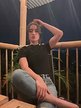 SaraWilliamss  online show from December 15, 3:56 am