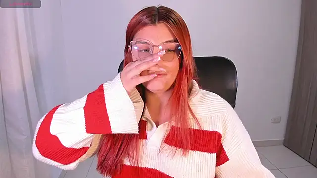 Fieryfenixx online show from February 27, 5:56 am