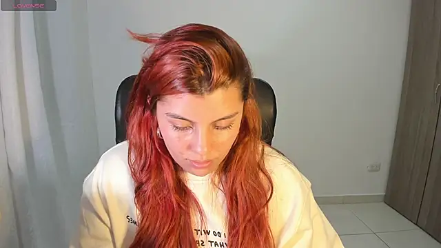 Fieryfenixx online show from March 1, 3:32 am