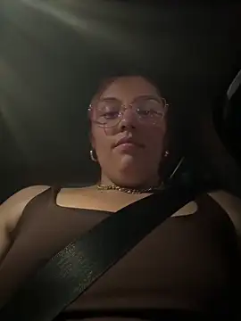 Fieryfenixx online show from March 22, 12:49 am