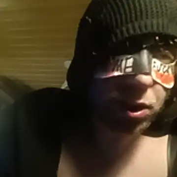 Snapshot of Family666Zombie chatting on April 23, 10:01 pm Family666Zombie online show from April 23, 10:01 pm