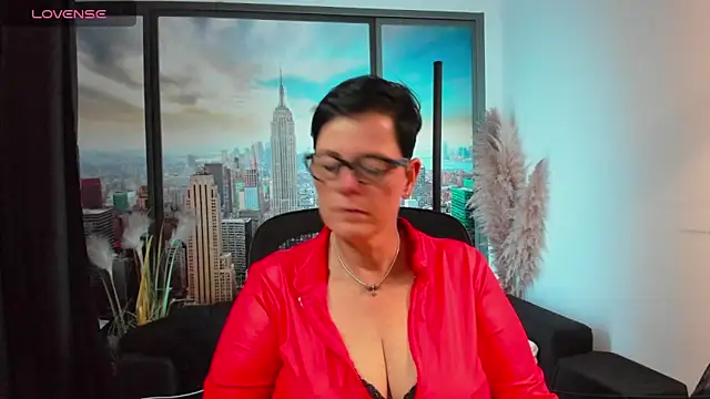 ninarandmann online show from October 27, 5:39 pm