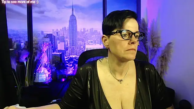 ninarandmann online show from April 12, 3:39 pm