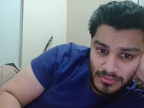 robintoit online show from February 18, 8:27 pm