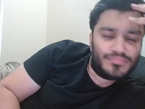 Snapshot of robintoit chatting on July 21, 10:17 am robintoit online show from July 21, 10:17 am