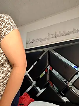 Natasha milf   online show from October 10, 12:48 pm