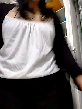 Natasha milf   online show from April 18, 12:42 pm