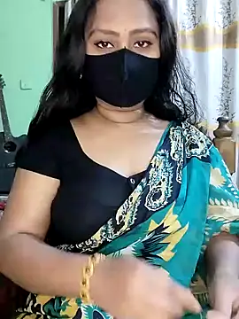 Snapshot of Idhika_Paul chatting on February 6, 5:40 pm Idhika Paul online show from February 6, 5:40 pm