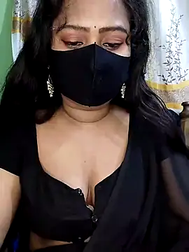 Snapshot of Idhika_Paul chatting on February 8, 7:05 pm Idhika Paul online show from February 8, 7:05 pm