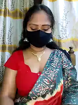 Snapshot of Idhika_Paul chatting on February 10, 3:42 pm Idhika Paul online show from February 10, 3:42 pm