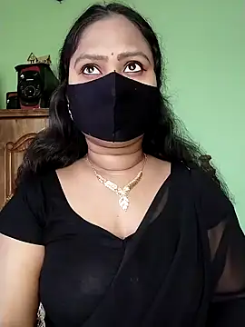 Snapshot of Idhika_Paul chatting on February 11, 3:18 am Idhika Paul online show from February 11, 3:18 am
