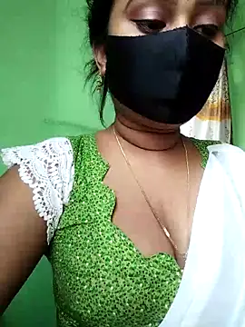 Idhika Paul online show from April 6, 9:21 am