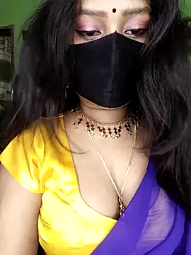 Idhika Paul online show from April 18, 6:28 am