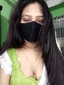 Snapshot of Idhika_Paul chatting on April 27, 7:50 am Idhika Paul online show from April 27, 7:50 am