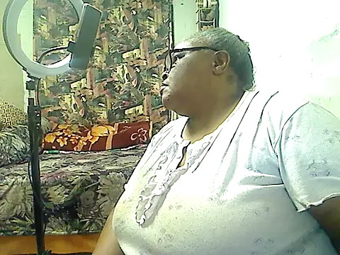 Snapshot of HOTSUGARX5 chatting on May 11, 4:37 pm HOTSUGARX5 online show from May 11, 4:37 pm