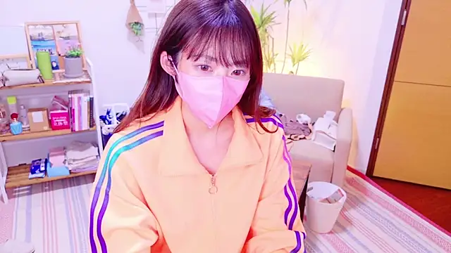 Snapshot of Mii_v_v chatting on December 29, 2:21 pm Mii v v online show from December 29, 2:21 pm