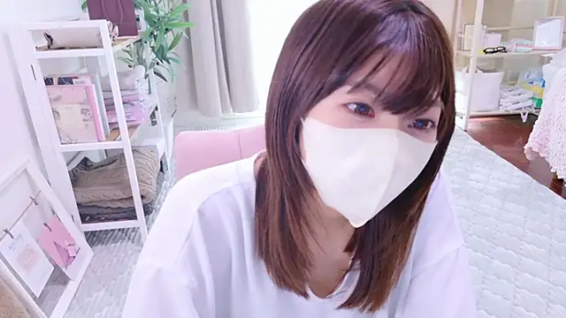 Snapshot of Mii_v_v chatting on September 28, 12:16 am Mii v v online show from September 28, 12:16 am