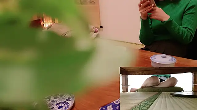 Snapshot of Phantom_yoshida chatting on January 13, 11:41 am Phantom yoshida online show from January 13, 11:41 am