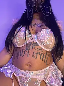 kamila french online show from March 10, 10:04 pm