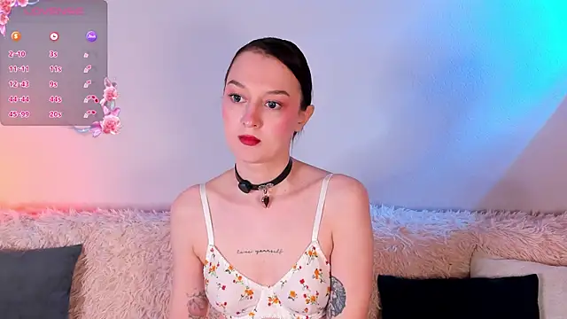 Snapshot of CrystalRey chatting on September 30, 6:51 am CrystalRey online show from September 30, 6:51 am