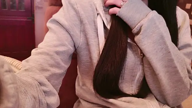 Snapshot of sayaka_xo chatting on February 5, 3:42 pm sayaka xo online show from February 5, 3:42 pm