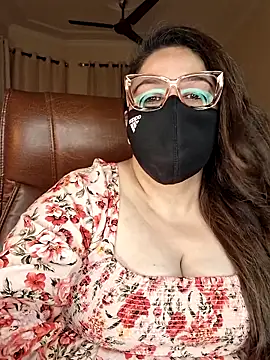Snapshot of SEXY-Sardarni chatting on June 10, 2:38 pm SEXY-Sardarni online show from June 10, 2:38 pm