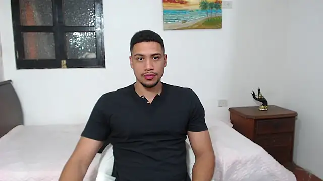 Jhors  Collens online show from December 5, 1:25 am