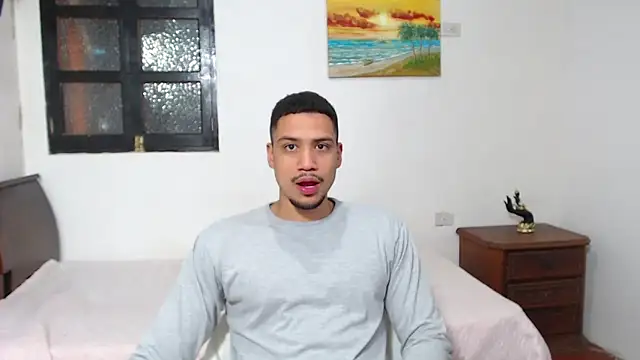 Jhors  Collens online show from January 6, 3:32 am