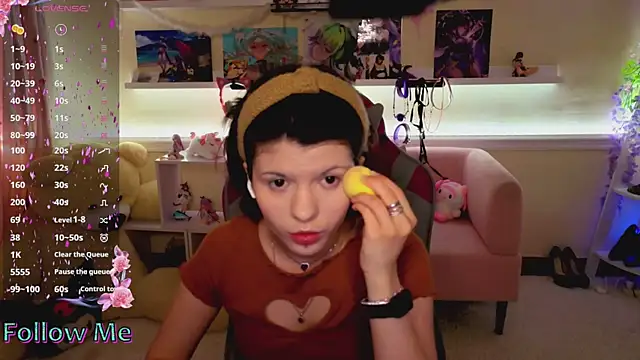 Snapshot of Katya_Zaitseva chatting on May 14, 12:23 pm Katya Zaitseva online show from May 14, 12:23 pm