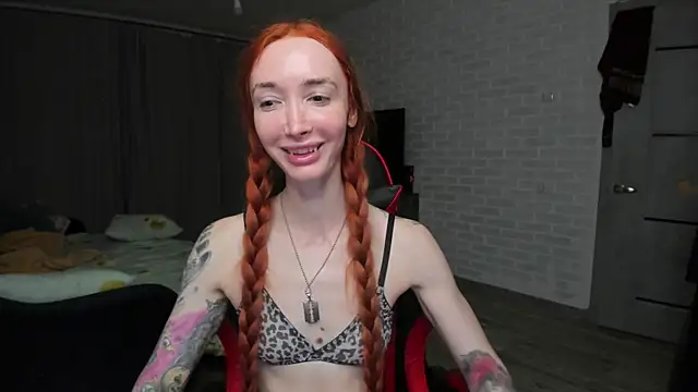 Roxy Silver online show from November 4, 9:58 pm