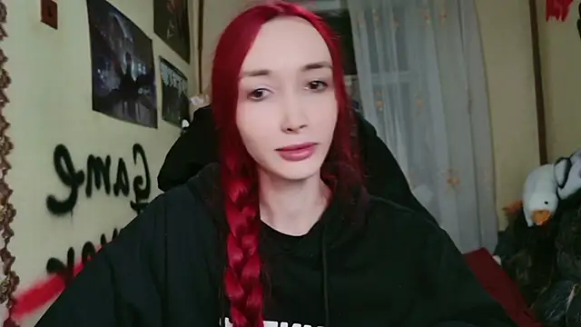 Snapshot of Roxy_Silver chatting on May 29, 8:40 pm Roxy Silver online show from May 29, 8:40 pm