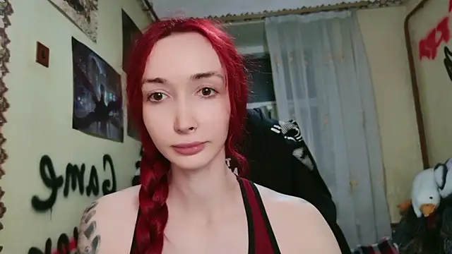 Snapshot of Roxy_Silver chatting on July 1, 9:58 pm Roxy Silver online show from July 1, 9:58 pm