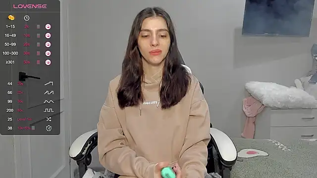 broosnica1 online show from February 1, 9:08 am