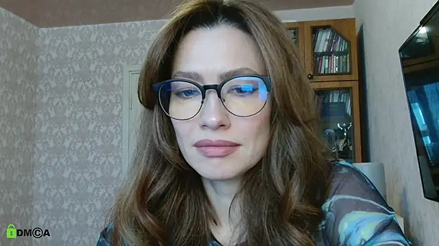 alicia spicy online show from February 6, 5:01 am