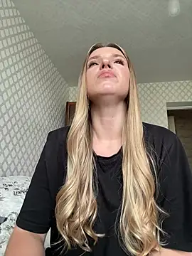 Snapshot of adel_secret chatting on July 5, 12:23 pm adel secret online show from July 5, 12:23 pm