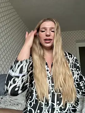 Snapshot of adel_secret chatting on July 13, 11:46 am adel secret online show from July 13, 11:46 am