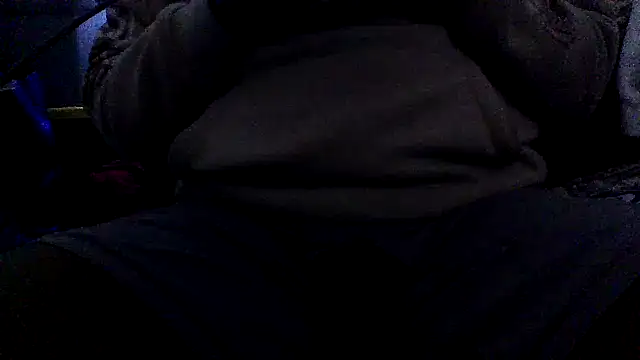 Snapshot of MrLiccYourPussyDry chatting on April 19, 2:05 pm MrLiccYourPussyDry online show from April 19, 2:05 pm