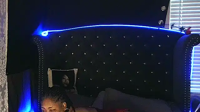 Snapshot of msyvette1970@xh chatting on January 17, 12:31 am msyvette1970xh online show from January 17, 12:31 am