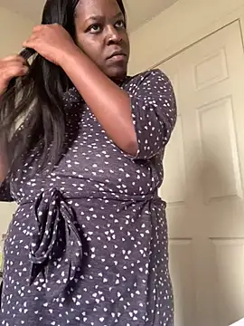 ShanelEbonixxx online show from February 9, 3:56 pm