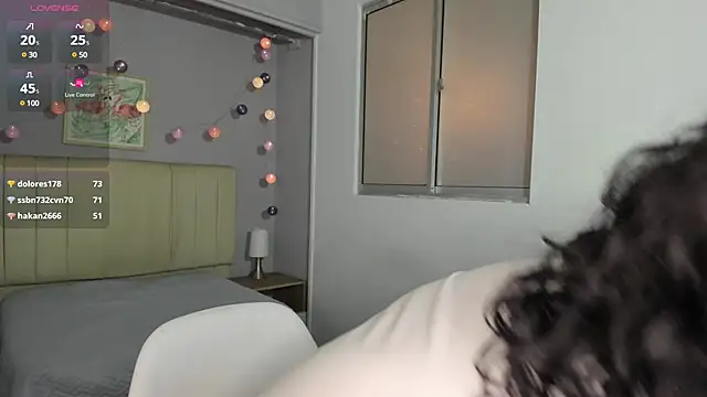 ema saenz online show from February 21, 8:05 pm