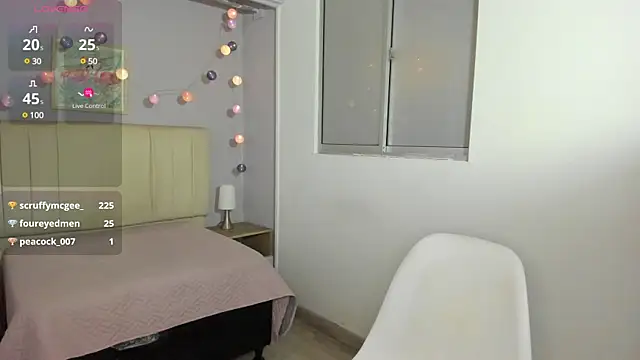 ema saenz online show from February 27, 10:53 pm