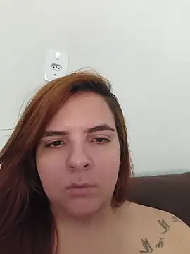 Snapshot of Bruninha_Hot10 chatting on July 9, 2:21 pm Bruninha Hot10 online show from July 9, 2:21 pm