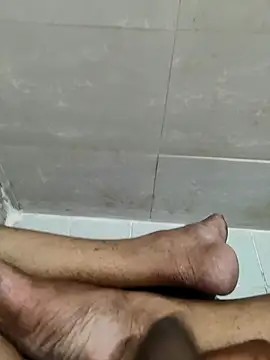 joejoe7 online show from April 11, 4:11 pm