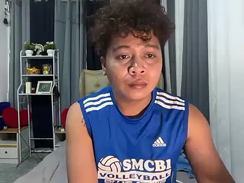 Snapshot of asian_sweetboy chatting on February 20, 11:32 am asian sweetboy online show from February 20, 11:32 am