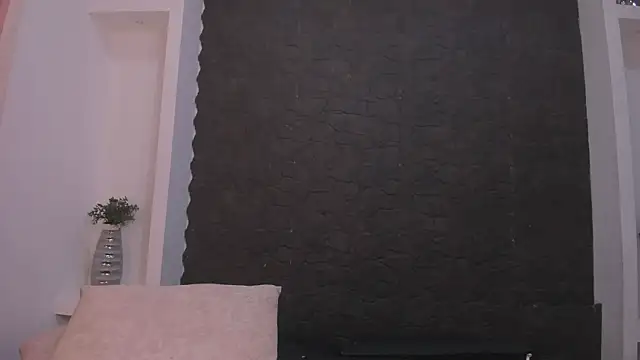 jenaa  online show from February 19, 12:34 pm