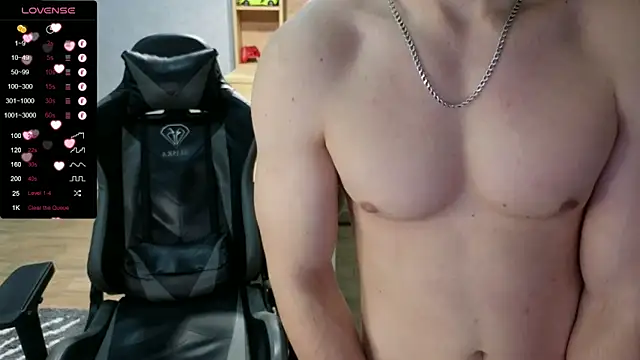 Snapshot of Larstar01 chatting on February 1, 4:00 pm Larstar01 online show from February 1, 4:00 pm